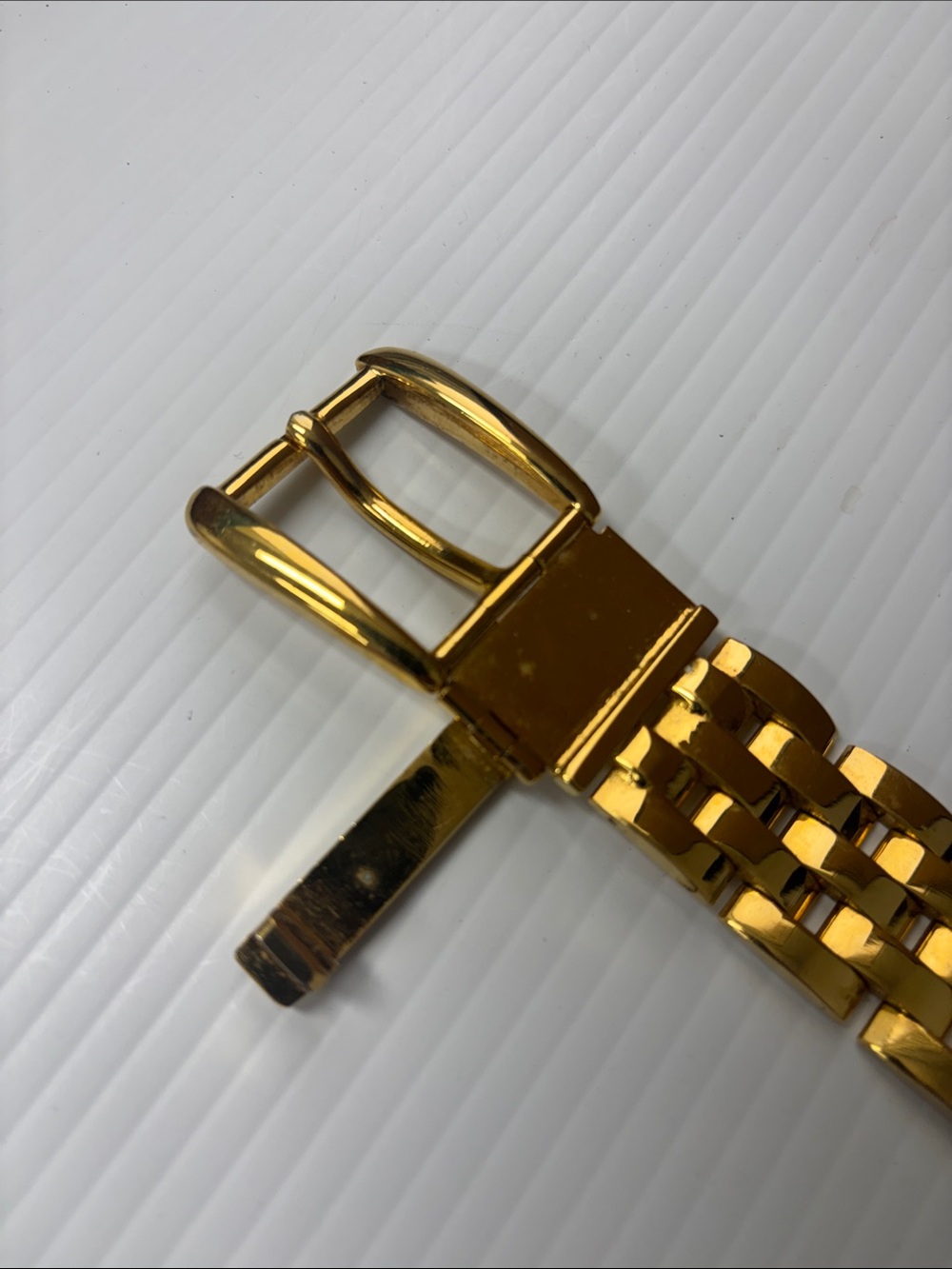 Gucci Gold-Tone Women's Chain Link Belt - Picture 9 of 13